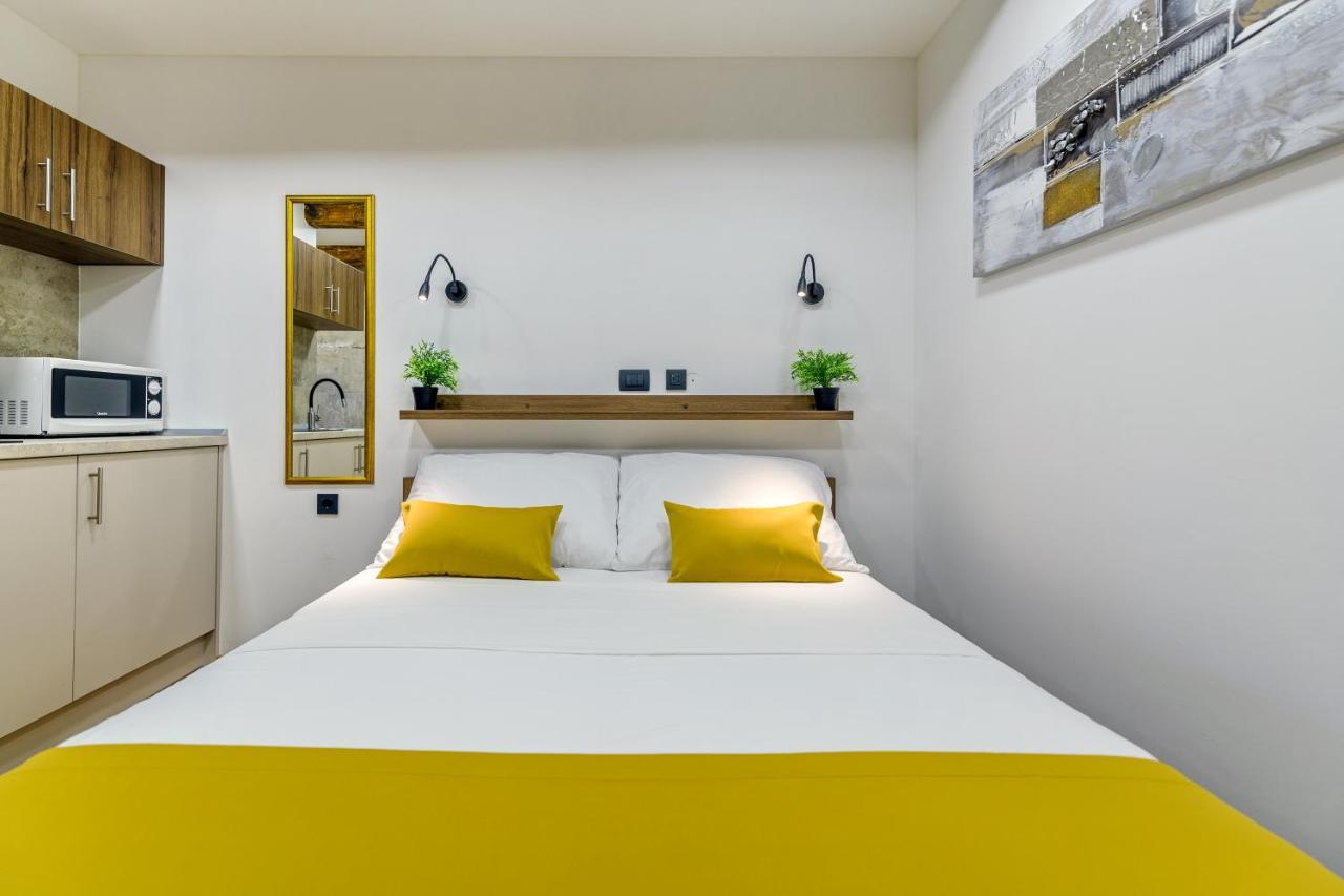 Urban Apartments With Sauna Zara Esterno foto