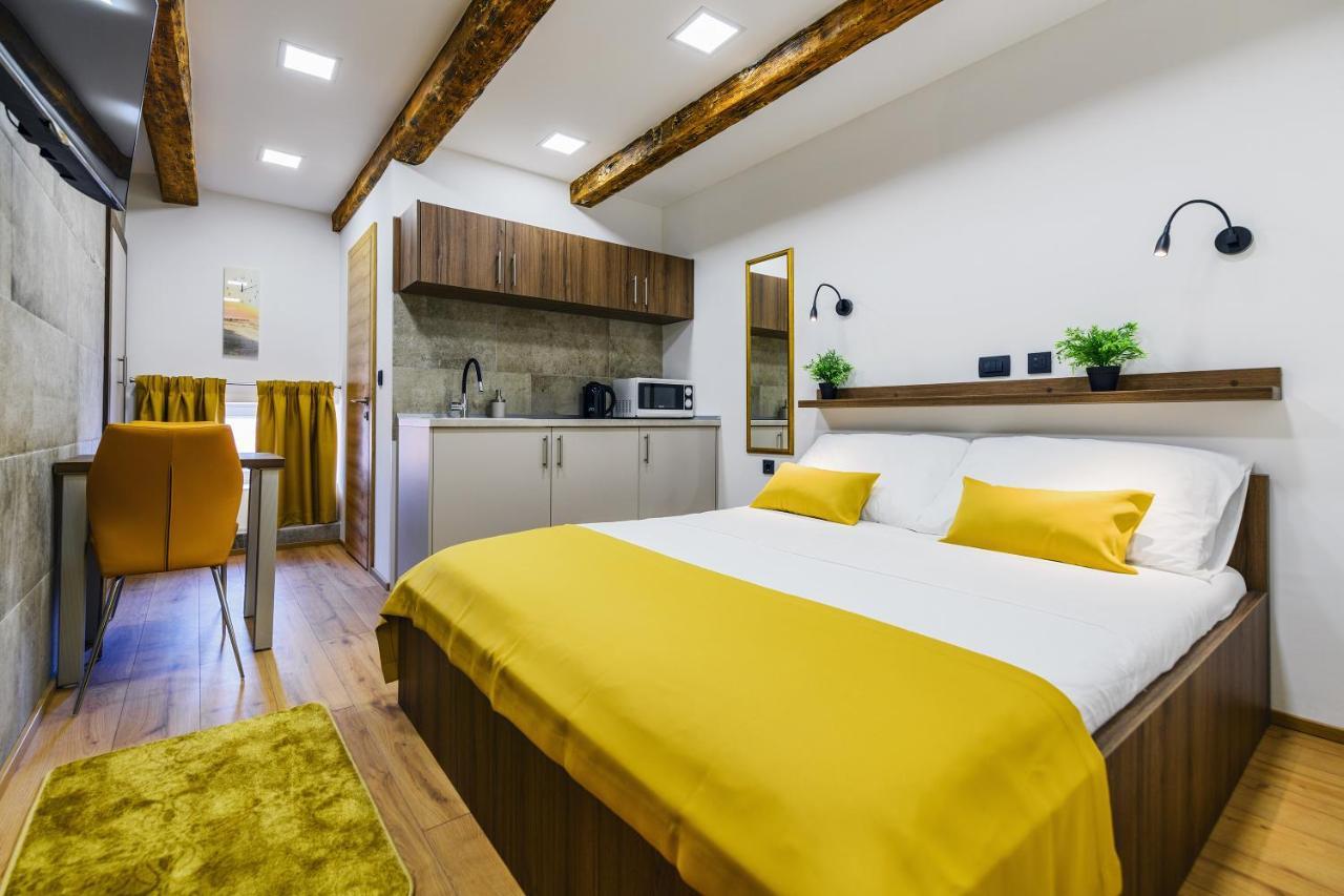 Urban Apartments With Sauna Zara Esterno foto