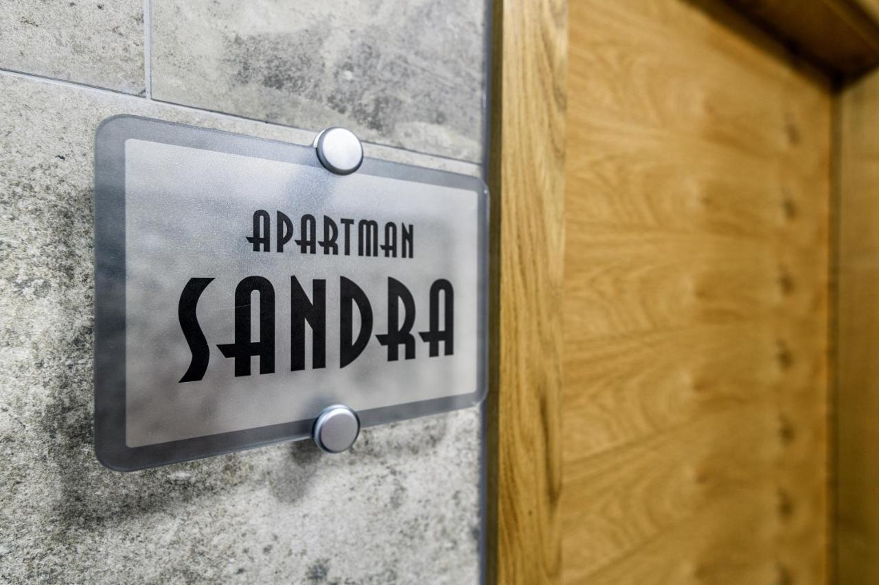 Urban Apartments With Sauna Zara Esterno foto