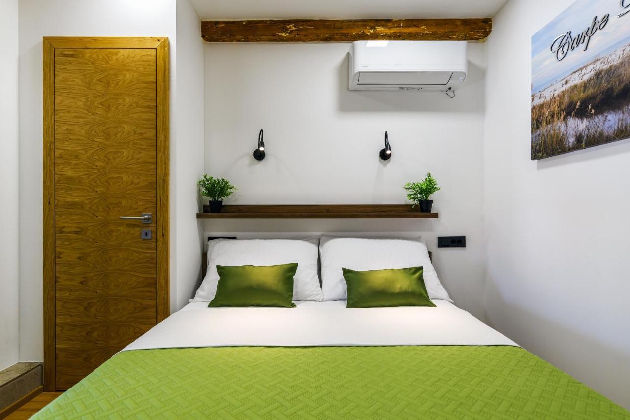 Urban Apartments With Sauna Zara Esterno foto