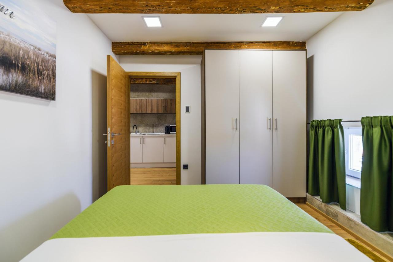 Urban Apartments With Sauna Zara Esterno foto